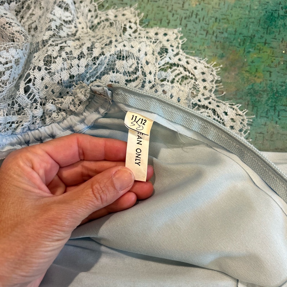 70s Lace Gown - Picture 10 of 14